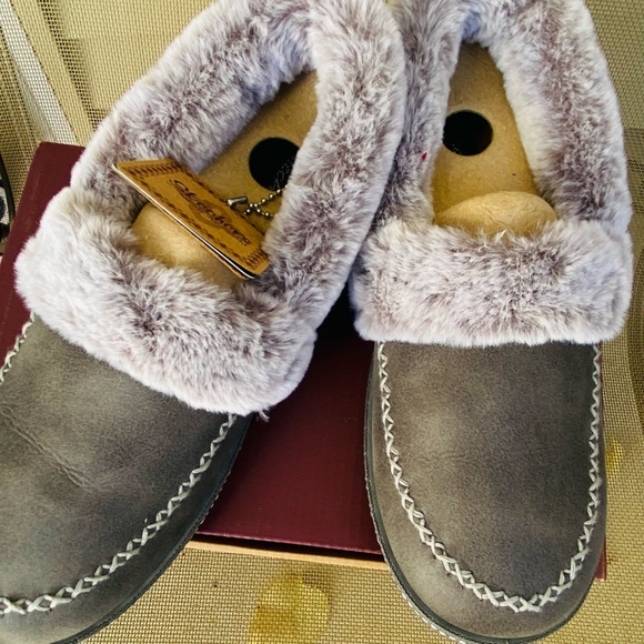 NWT🦊Fur Sweet Soft & Warm Slippers Women Sz-7(6.5) Inside or Out, So Comfortable - Picture 9 of 16